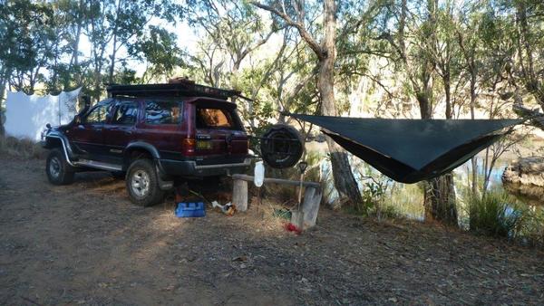 4runner with my Hennesy Jungle Hammock