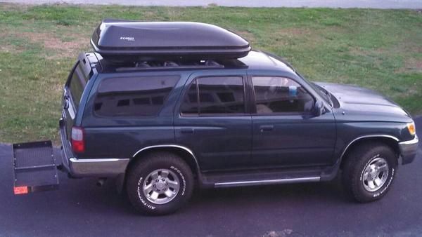 4Runner with rack and carrier.