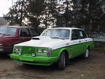 88 volvo, this was my way to waste lots of money on paint and stuff... It was eventually destroyed and sent to the scrap yard.