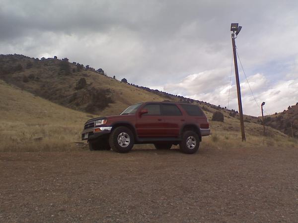 97 sr5 265/75 16 DURAtracs. Elbow Delete, Deckplate Mod, Throttle body Spacer, K&N, Stripped Badges, Trimmed Bumper.