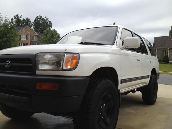 98 4Runner SR5 (just removed flares)