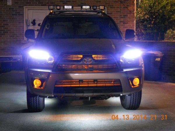 A nice, warm glow now.
And LED Bolts in the roof rack mount covers.