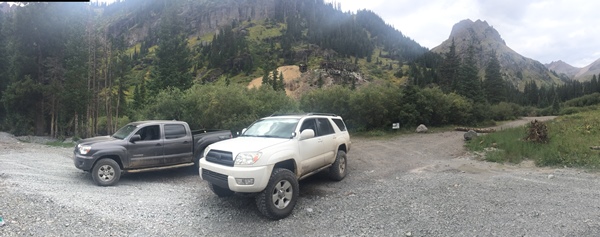 After Yankee Boy.
My buddy's TRD Tacoma did very well on the trails, only scratched up his sissy steps.