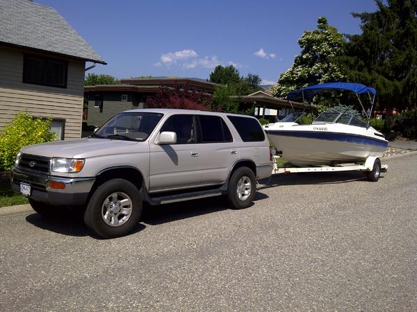 Again, just back from the Lake.... the rear sag under load is very noticeable in this pic......