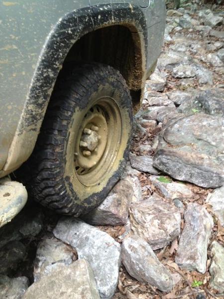 air down to 15lb with FJ steel wheels