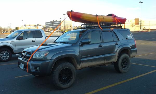 another kayak picture, just looks really good w/ a boat on top