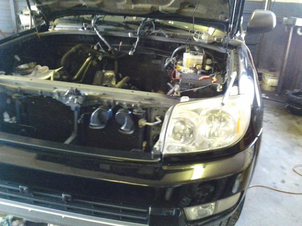another shot of basically nothing underhood... if you have a funny acting misfire.....might be in my boat!!