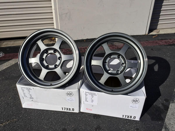 Anthracite Light Gunmetal vs. Standard Gunmetal