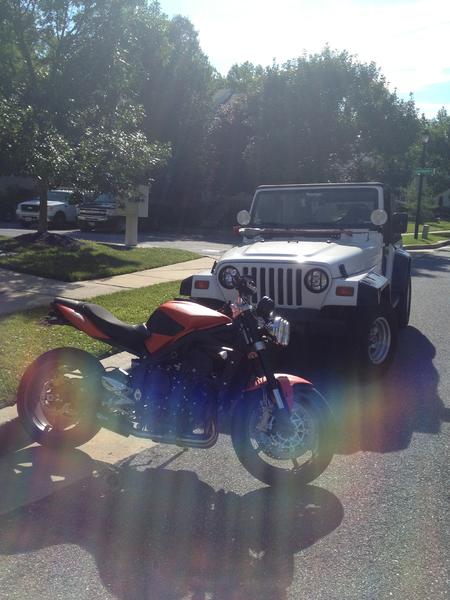 Awesome pic of the moto and my old love...