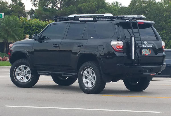 Before the Hi-Lift Jack was mounted but after we installed the reverse 20" led bar and side led bars