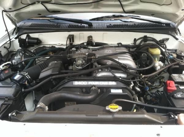 Better photo of engine bay.