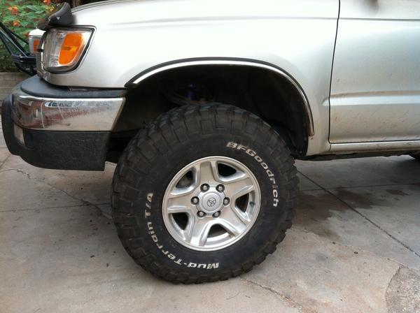BFG KM2's 255/85R16