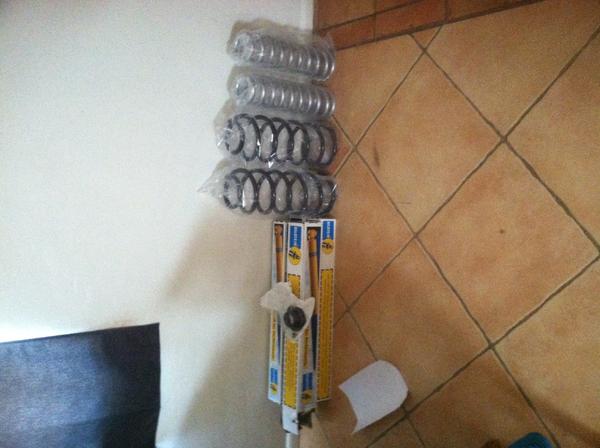 Billy 5100, icon rear 2" coils, toytec front 1.68"