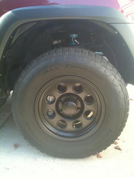 Black Locking Lug Nuts