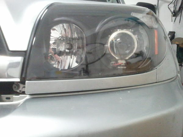 Blacked out headlamp