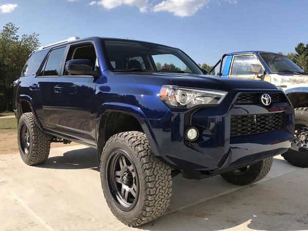 c59302gs59574c59325gs59705 a

3.25" front lift, 2.25" rear lift