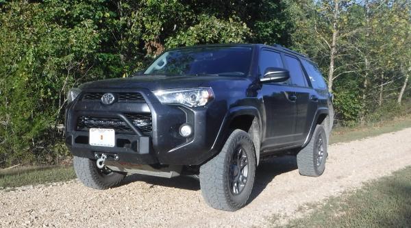Cali Raised Light Bar and Behind the Grill Mount.