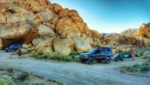 Camping Alabama Hills.