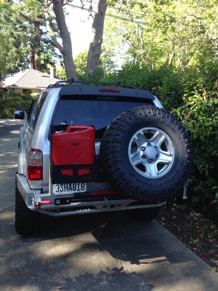 Cbi rear hybrid bumper with tire carrier back