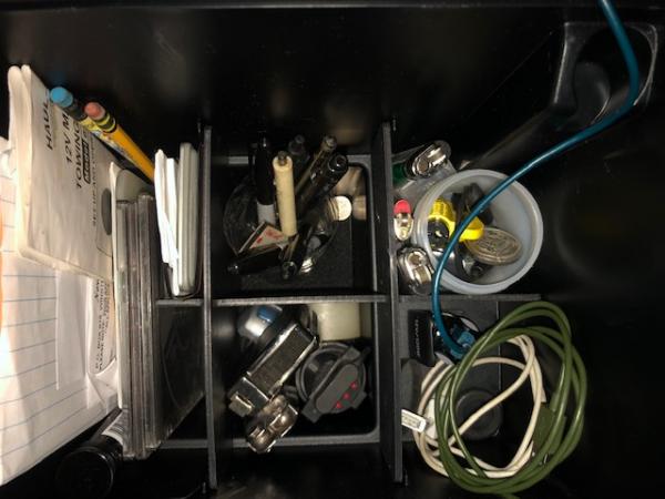 Center console divider and tray