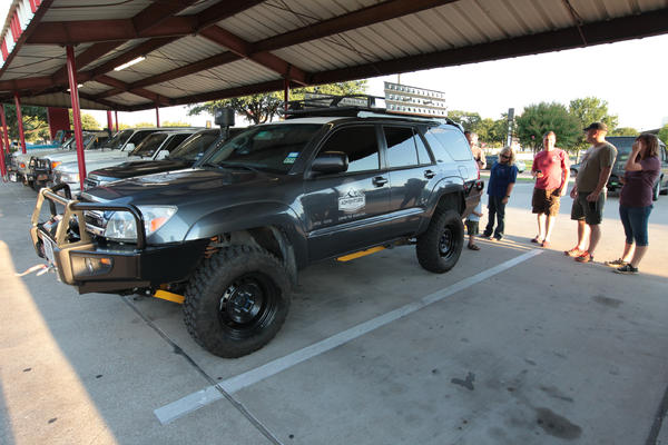 Daniel has his 4R outfitted for Honduras adventuring. Yes, he has a snorkel. No, it wasn't easy to install.