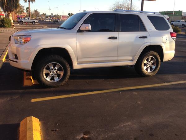 Daystar 2.5/1.5" leveling kit Nitto Terra Grapplers 265/70/17
