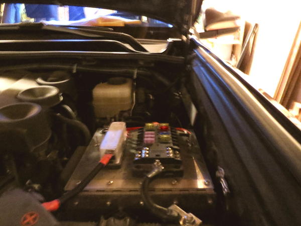 dec 28 2015 3
Blue Sea fuse block 3A fuse 
12v to 5v step down on cam