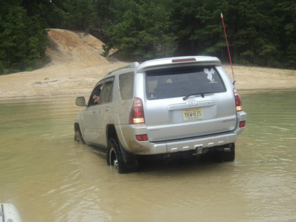 decided she needed a wash, was gonna attempt to drive across but it as gettin deep quick. a grand cherokee on 35's did this and it was up to his headl