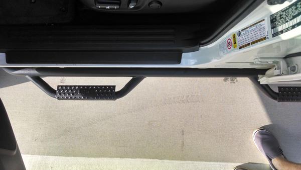 Driver's Door - looking down at clearance of nFab bars