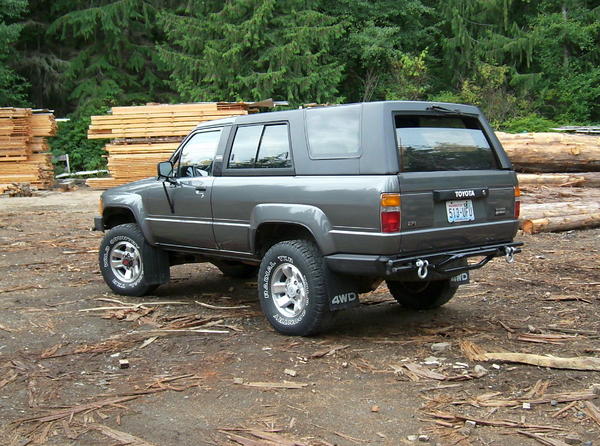 Drivers Rear Side shot shows the 4 Year Old Complete 4runner Paint Job very well. It is the same color as the original paint job from Toyota