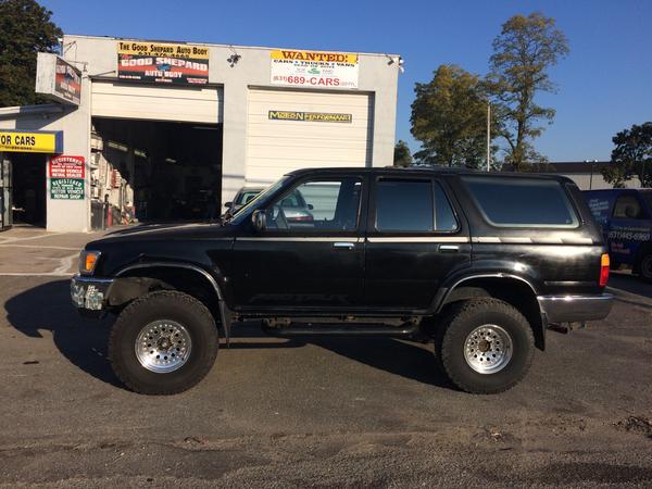 Dropped her off this morning at the body shop :D  
Minor touch-up on the various scratches and dings, satin black paint and a detail. I am so psyched!