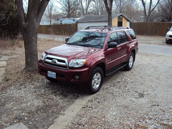 DSC01402
added 2" front lift (1" thick spacer) Yoko Geo ATS 265-70-17 (32" tall)