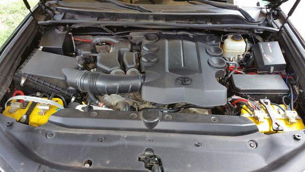 Dual battery set up using @Shrockworks battery trays.