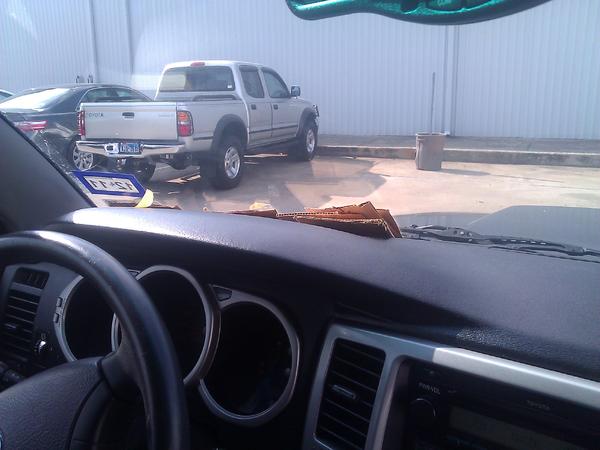 Dye Guy Inc.
After photo

Toyota 4Runner
Typical dash cracking on 4Runner