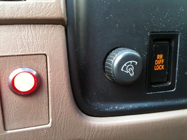 elocker retrofit switch and light