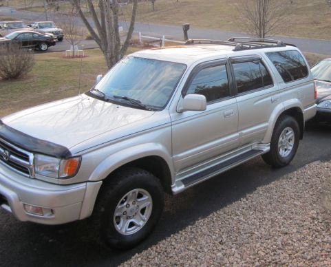 exterior features: running boards, bug shield, vent visors, rear wind deflector, privacy glass (got front 2 windows tinted to match), trailer hitch, r