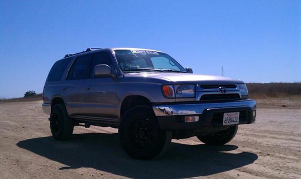 Finally did a little work. New tires, rims, Intake. Running nice now :)