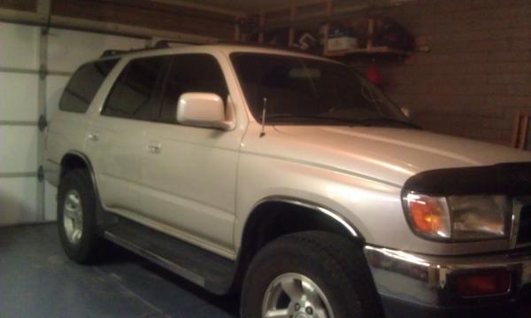 Fist 4runner, right off cl. 122k
