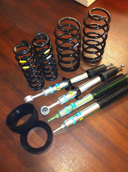 FJ coils, 5100's, Daystar 1.5 Rear.