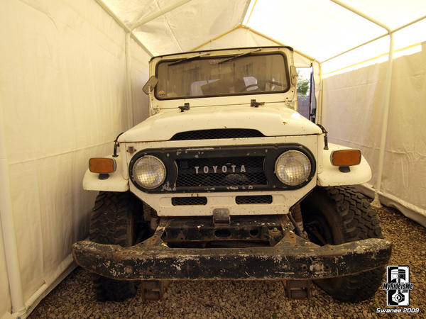 FJ40 Front