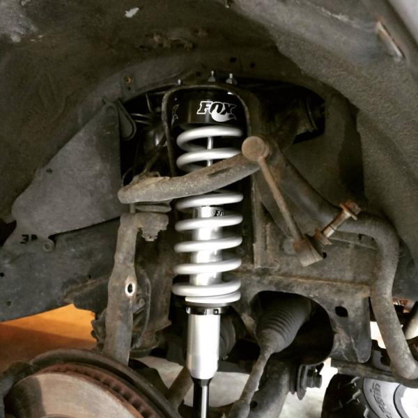 Fox 2.0 Coilovers 2" lift