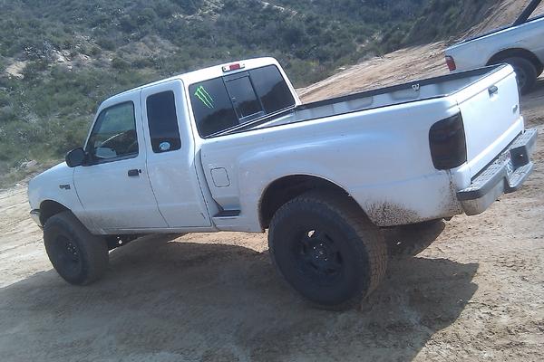 Friends truck up in cleghorn, 99ranger with a few mods