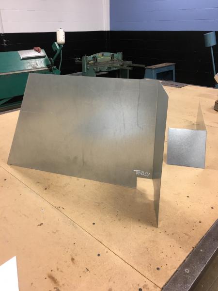 front and rear panels of cargo box