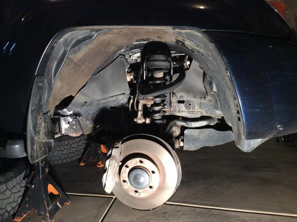Front before OEM XREAS and OEM Spring removal