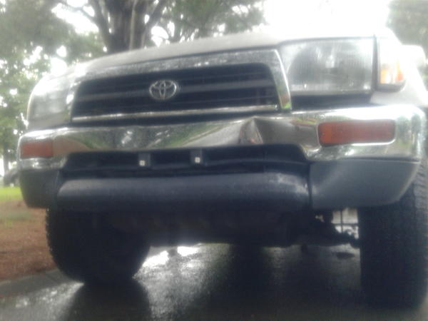 Front end boo-boo. New bracket, bumper, valance, filler, and grill. Keepers: signal lights, headlights, and Toyota emblem