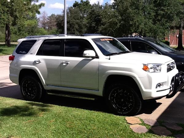 fuel 17 with bfgoodrich  rugged terrain 285 70 17