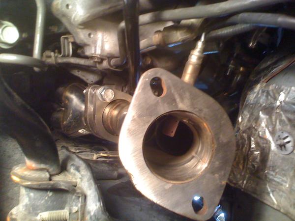 getting aftermarket headers in to this sucker is more work than I want to do again...not a lot of room in there... but it now sounds and breaths aweso
