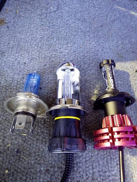 halogen globes on left HId center LED right, the LED"best light upgrade ever shitloads better than the bloody hid and a 1000 times better than the old