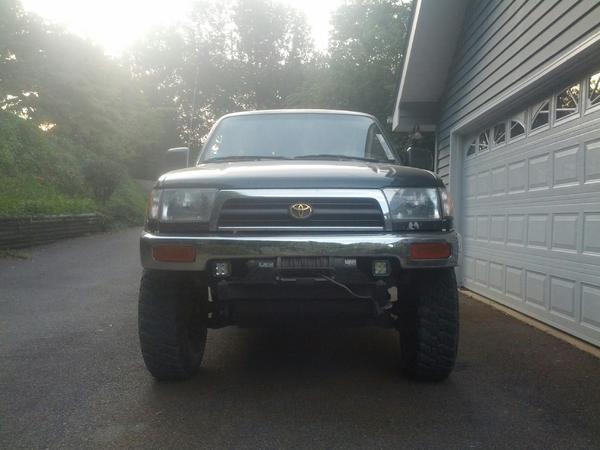Hawse fairlead and new lights put on