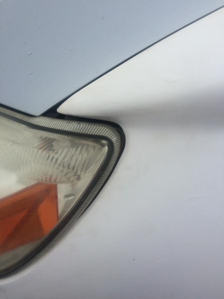 Headlight gap
